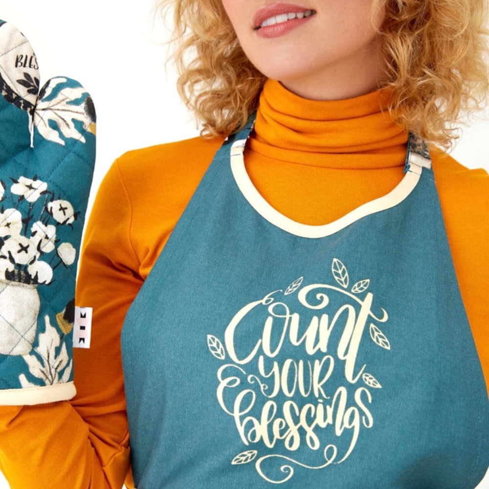 Simply Whimsical Blessing Kitchen Set - Picture 3 of 5